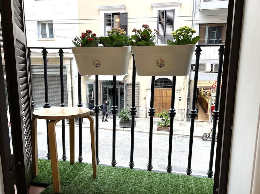 Tiny House In Centro Apartment Bari Bagian luar foto